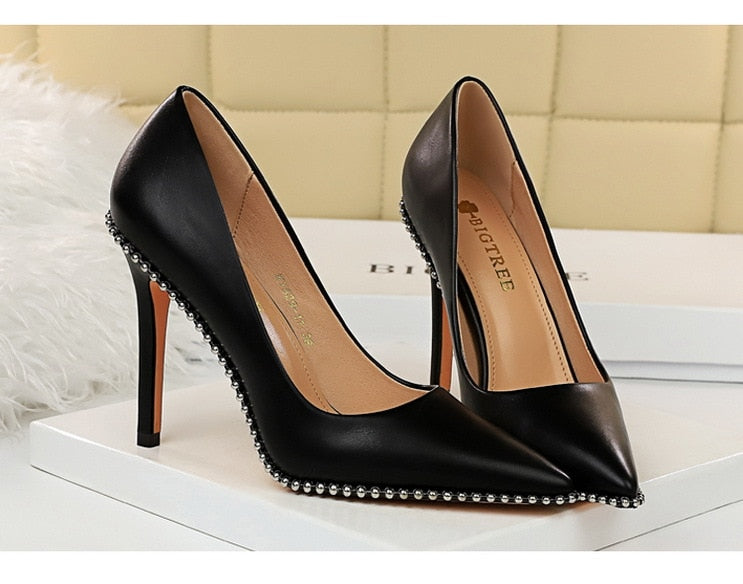Classic Vintage & Enduringly Stylish Heels