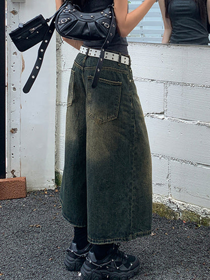 Well Tailored Garment with a Graceful Silhouette
