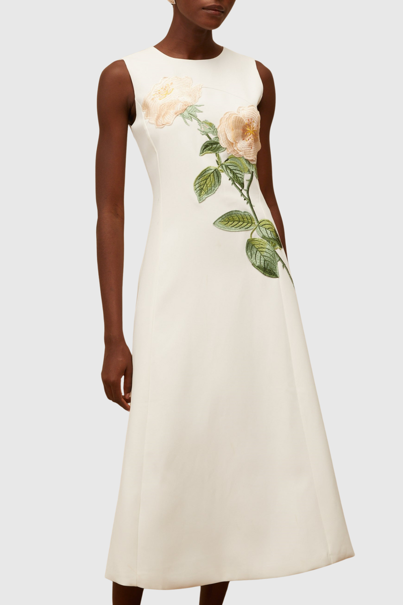 Beautifully Crafted Dress in a Classic Style