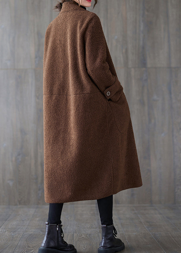 Beautifully Finished Coat in a Timeless Design