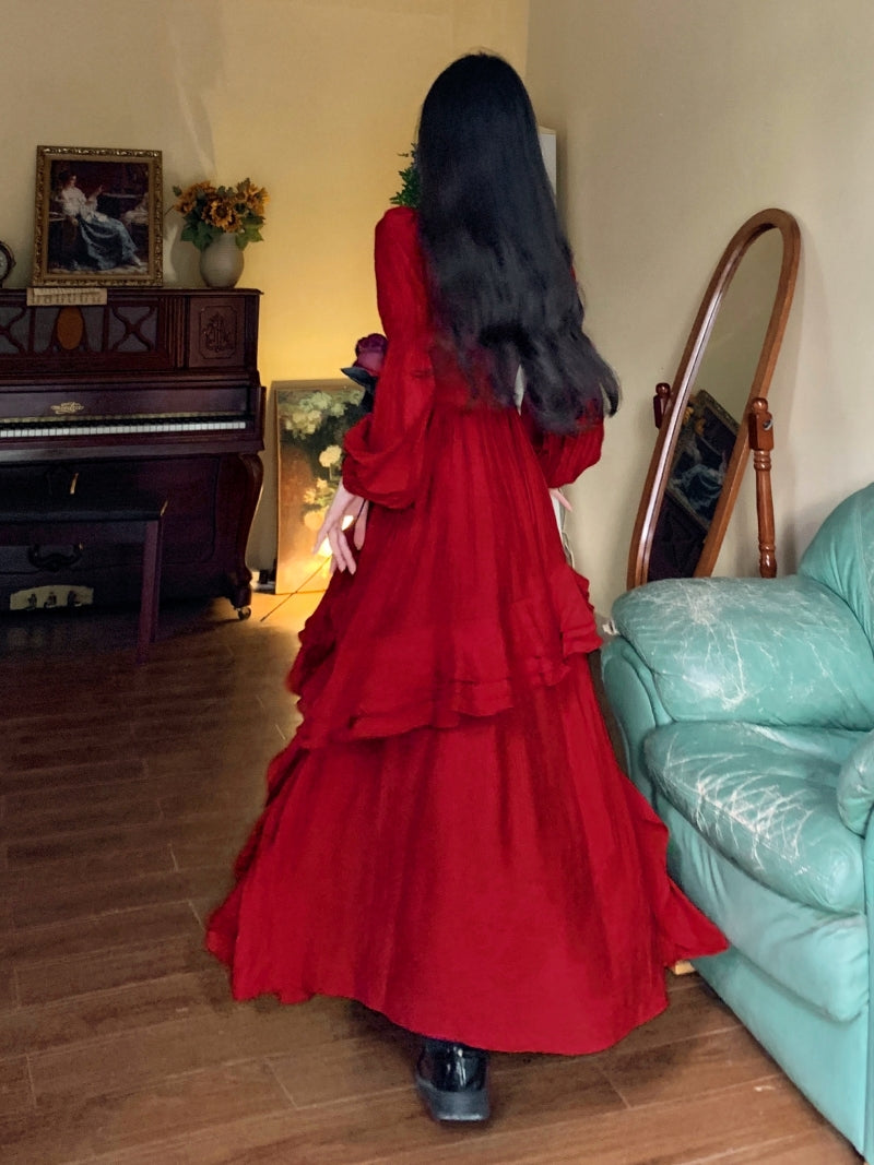 Classic Vintage Dress with a Flattering Fit