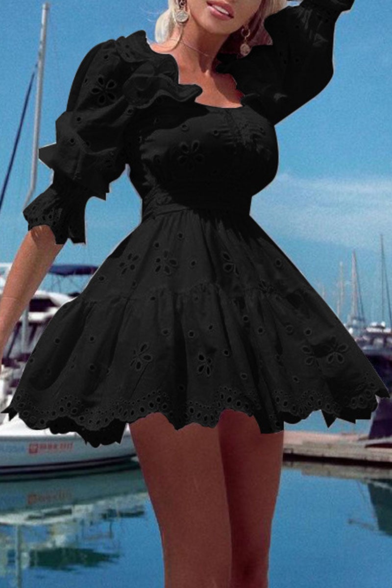 Beautifully Finished Dress in a Timeless Design