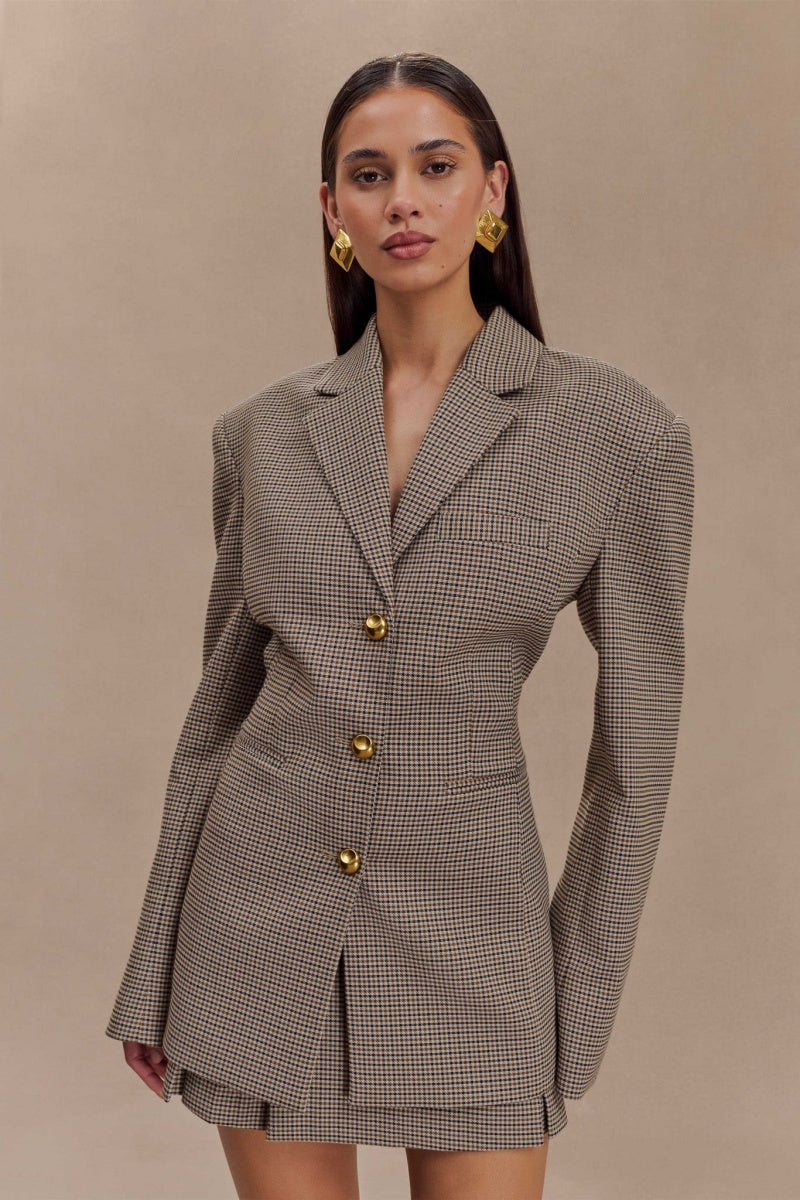 Polished Jacket with an Effortless Classic Look