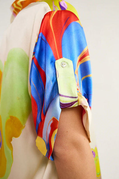 Polished Blouse with an Effortless Classic Look