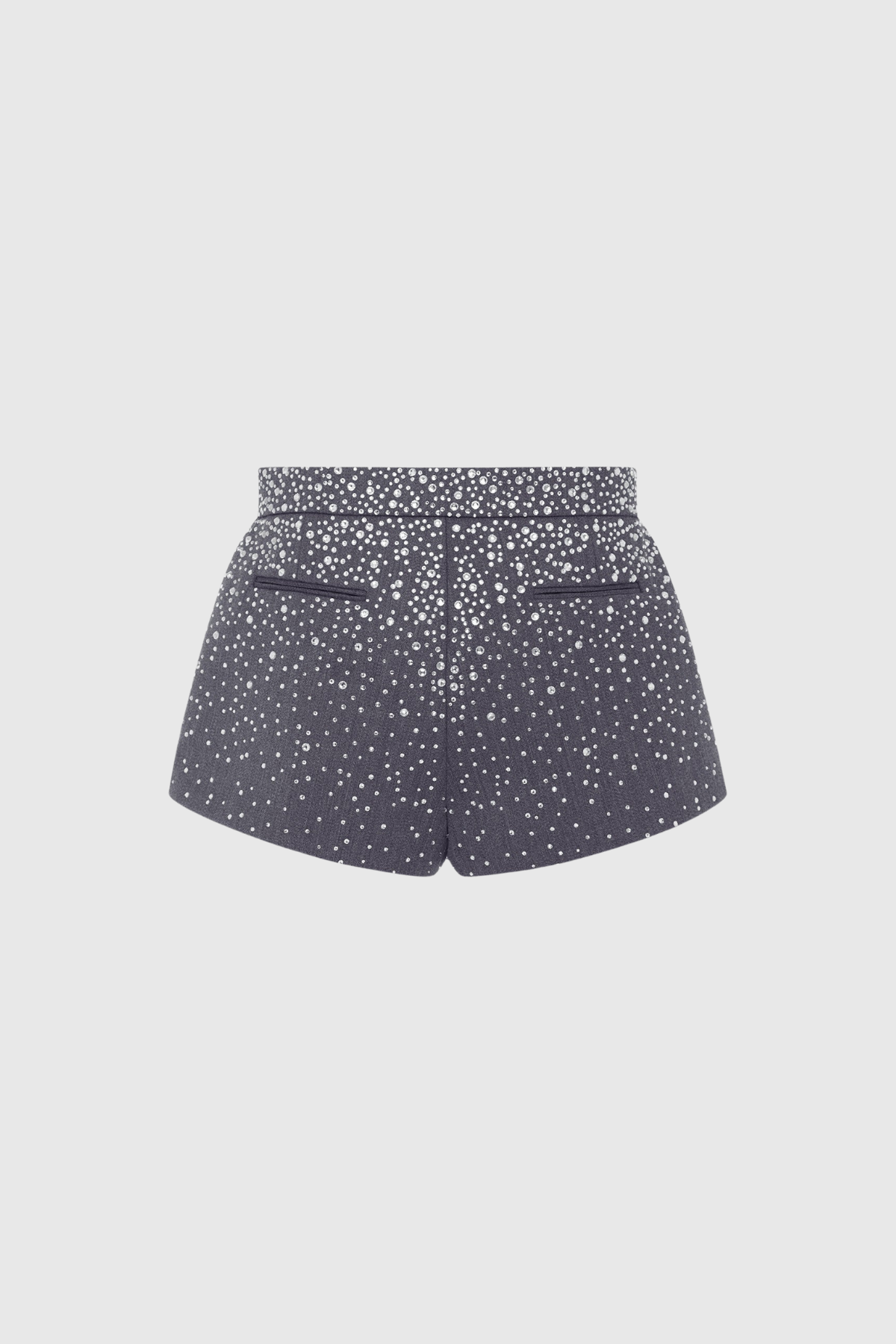 Well Tailored Garment with a Graceful Silhouette