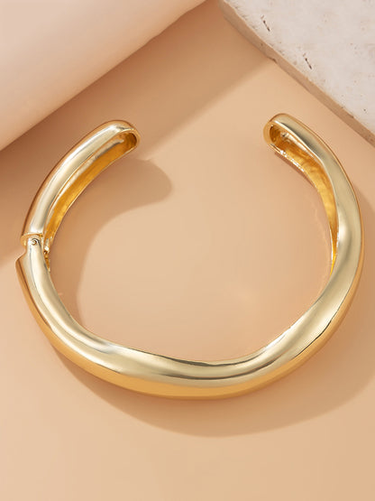 Polished Garment with an Effortless Classic Look