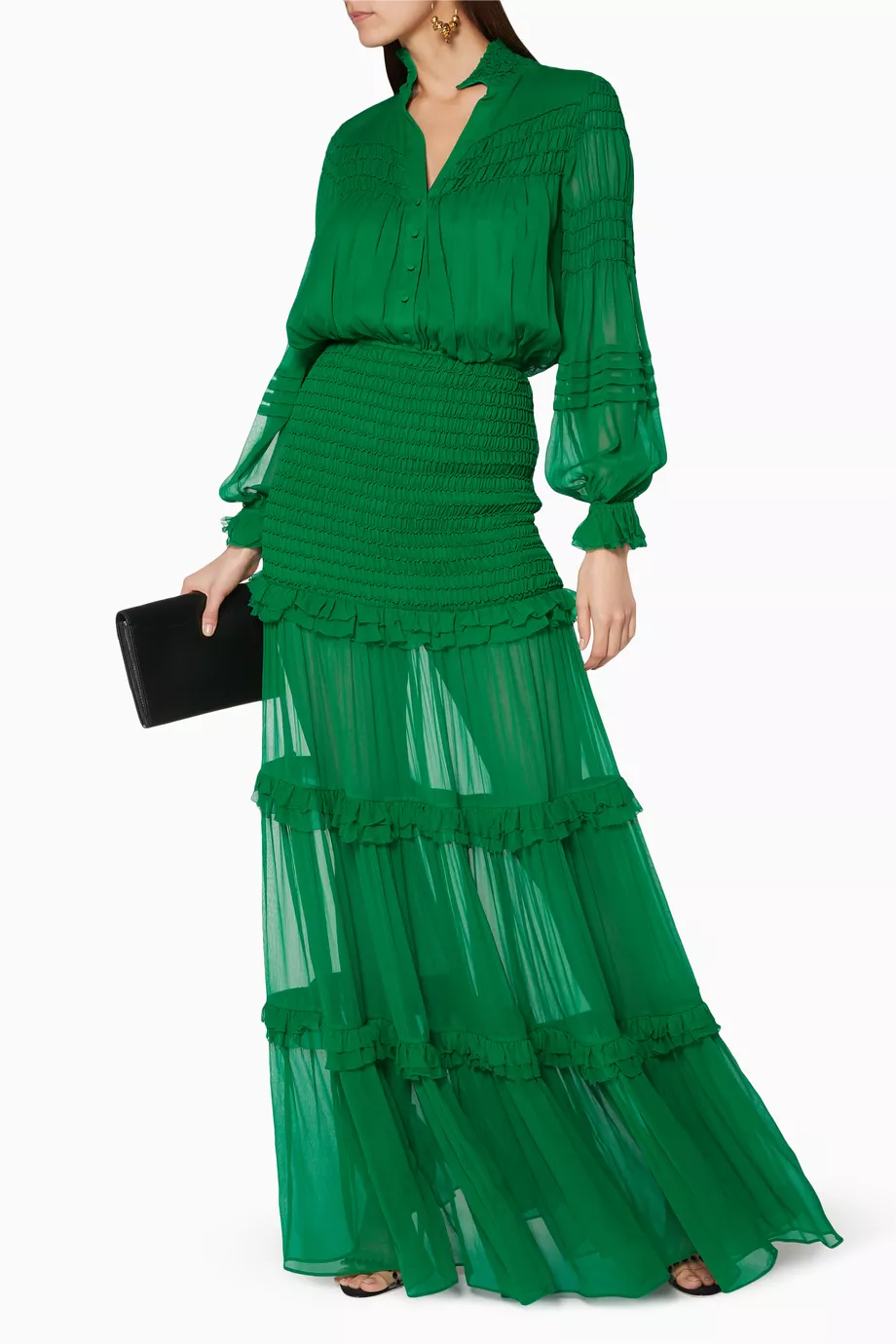 Well Tailored Dress with a Graceful Silhouette