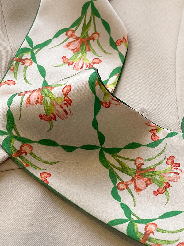 Effortlessly Elegant Garment with a Timeless Design