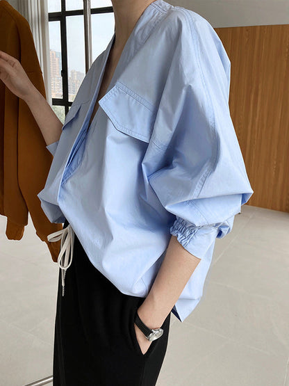 Effortlessly Elegant Blouse with a Timeless Design