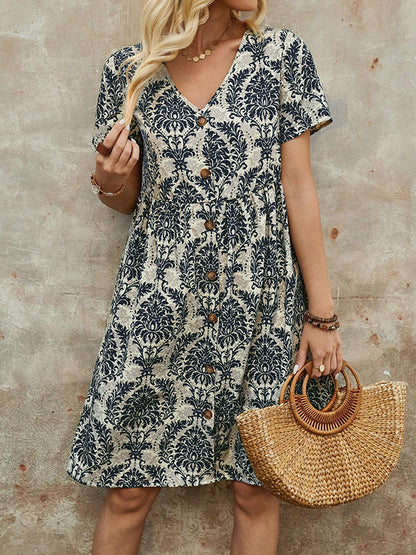 Sophisticated Dress with a Clean Classic Look