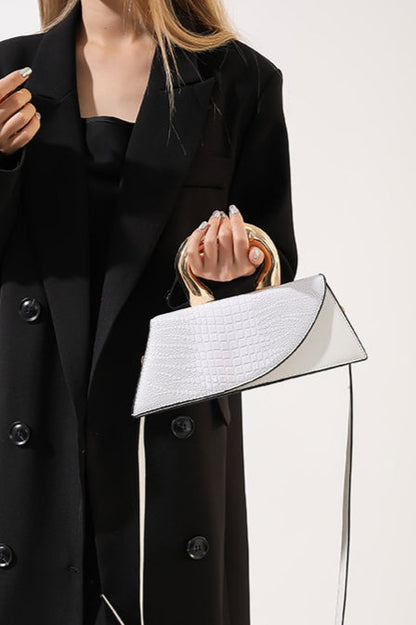 Sophisticated Bag with a Clean Classic Look