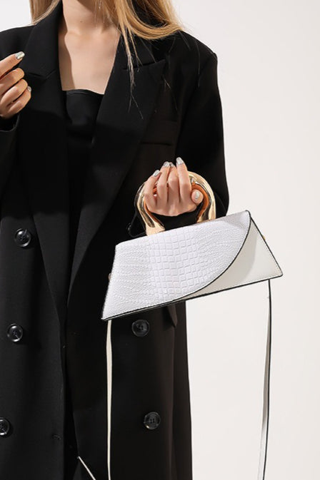 Sophisticated Bag with a Clean Classic Look