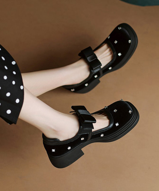 Gracefully Styled Heels for Any Occasion
