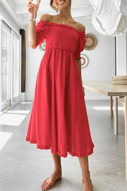 Well Tailored Dress with a Graceful Silhouette