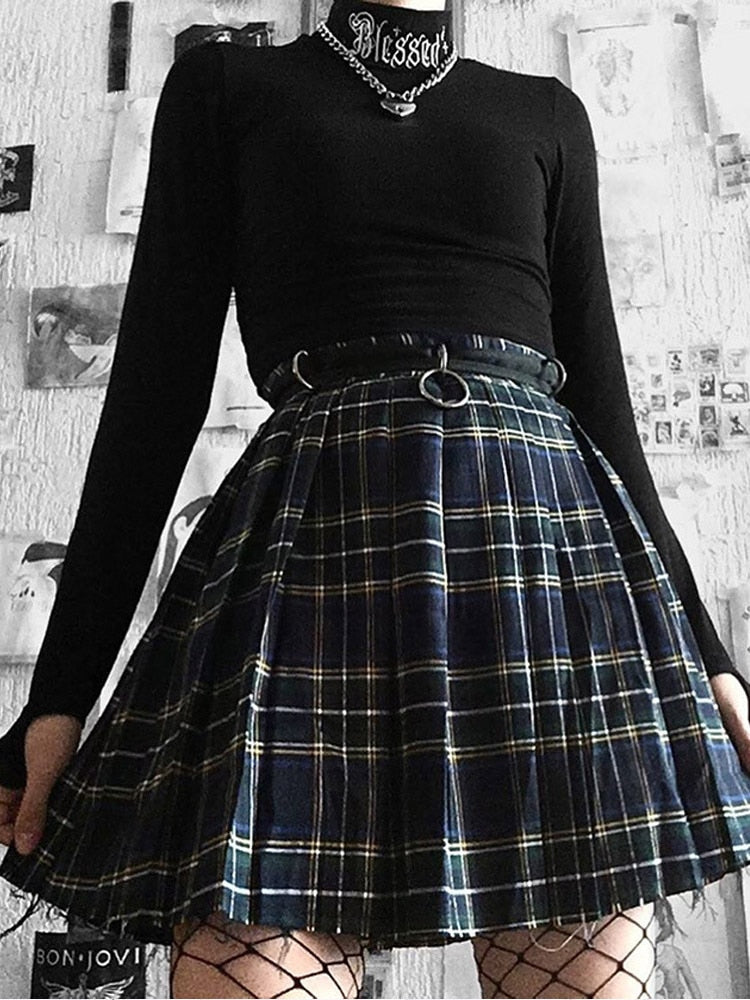 Polished Top with an Effortless Classic Look