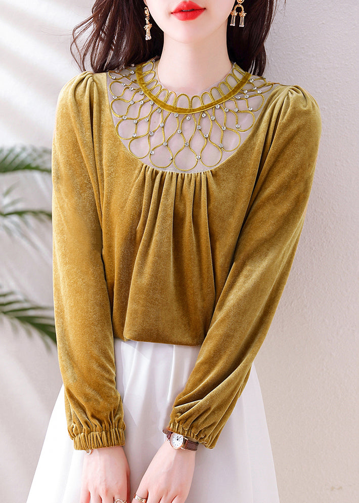 Gracefully Styled Blouse for Any Occasion