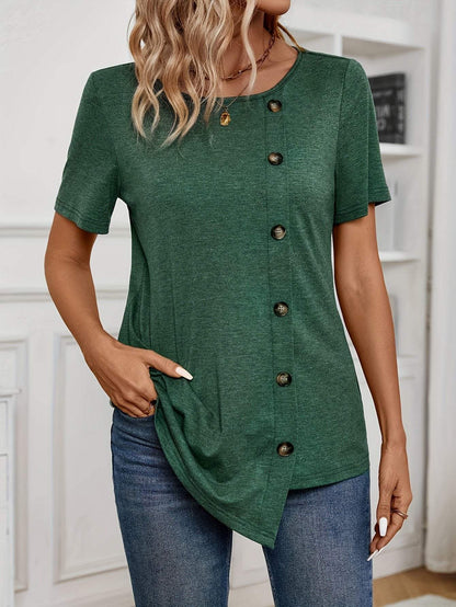 Effortlessly Elegant Top with a Timeless Design