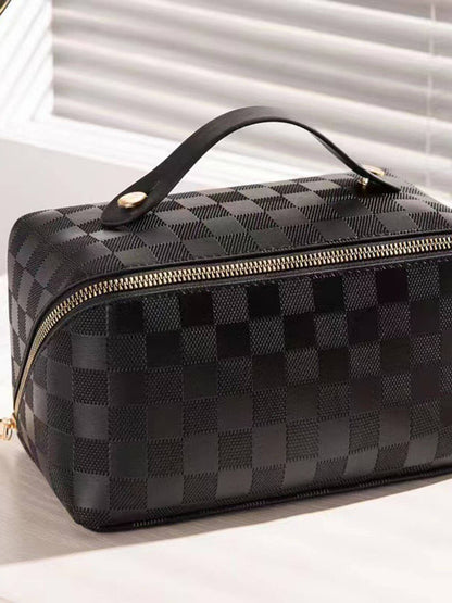 Classic Vintage Bag with a Flattering Fit