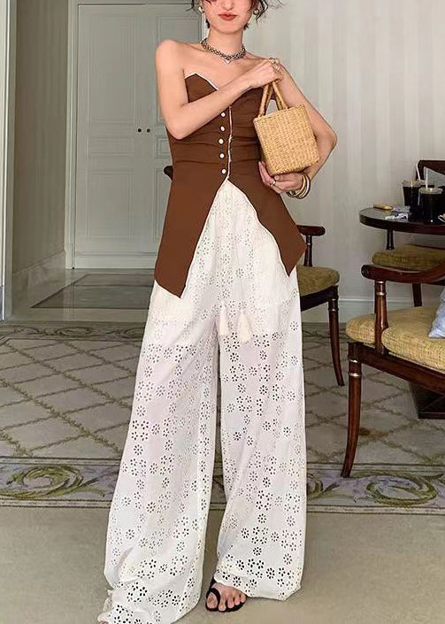 Effortlessly Elegant Pants with a Timeless Design