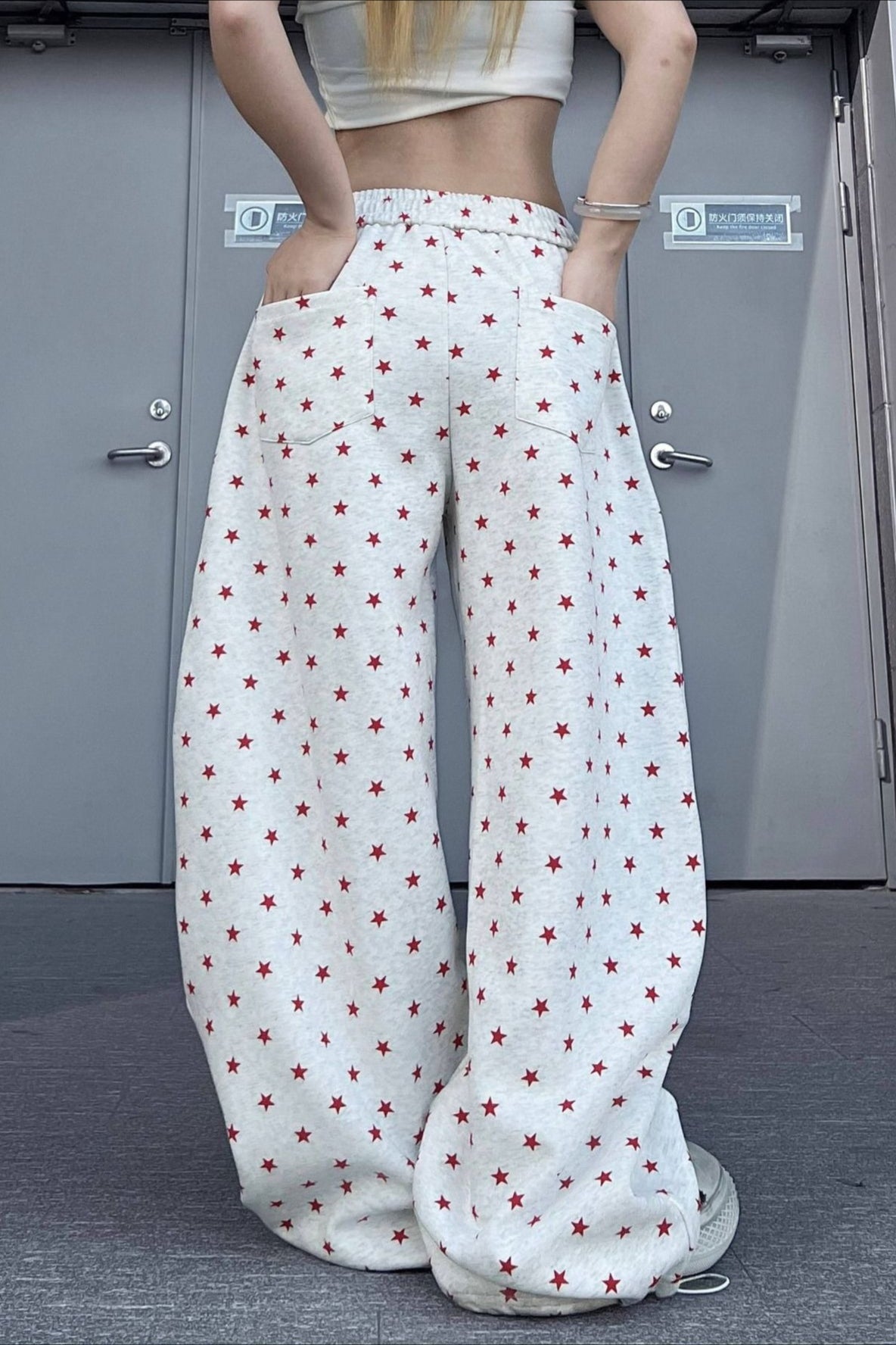 Classic Vintage Pants with a Flattering Fit