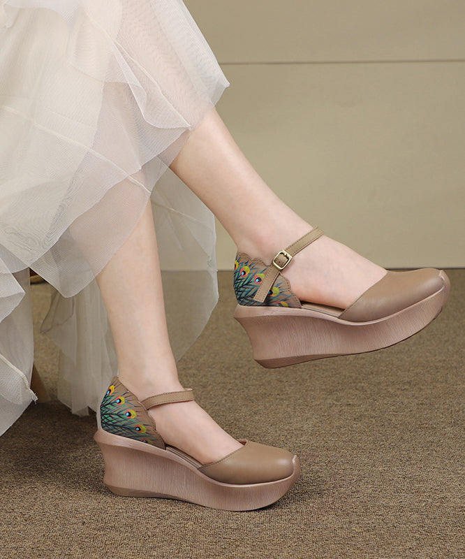 Polished Sandals with an Effortless Classic Look