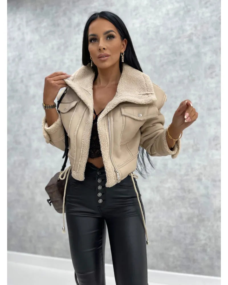 Elegantly Styled Jacket for Everyday Wear