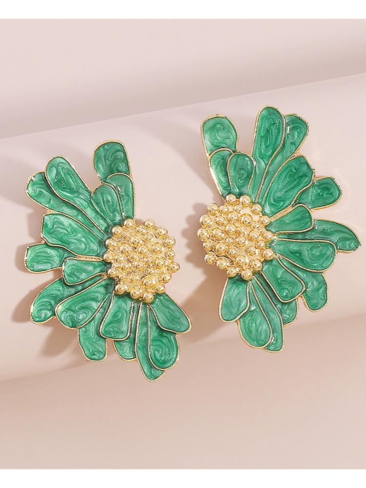 A Vintage Style Garment with Delicate Timeless Details