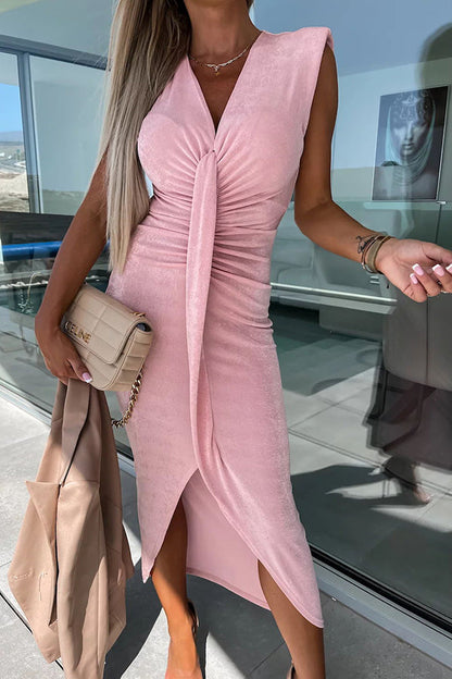 Sophisticated Dress with a Clean Classic Look