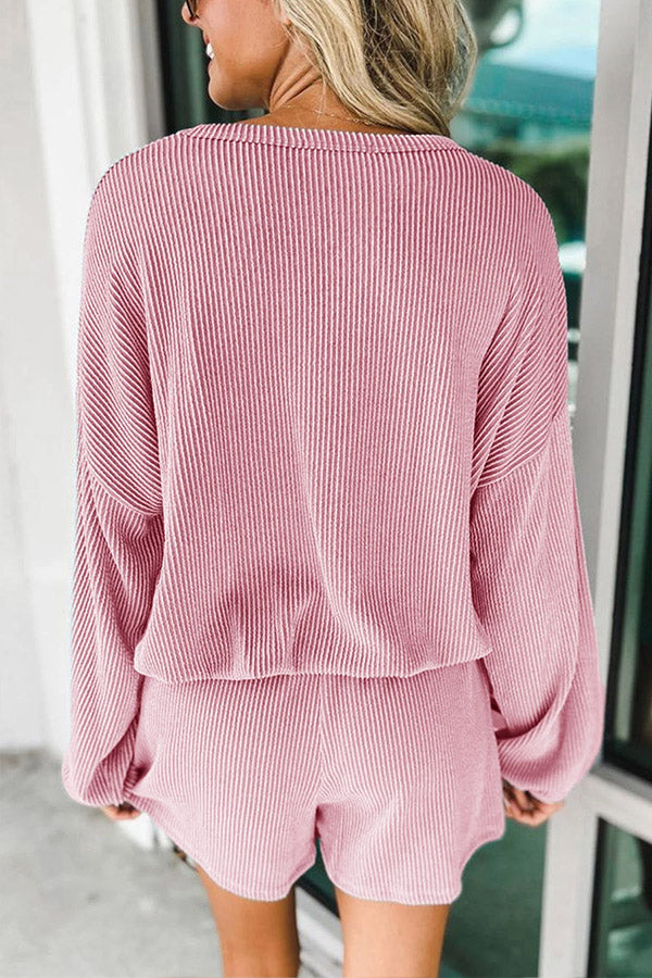 Well Tailored Top with a Graceful Silhouette