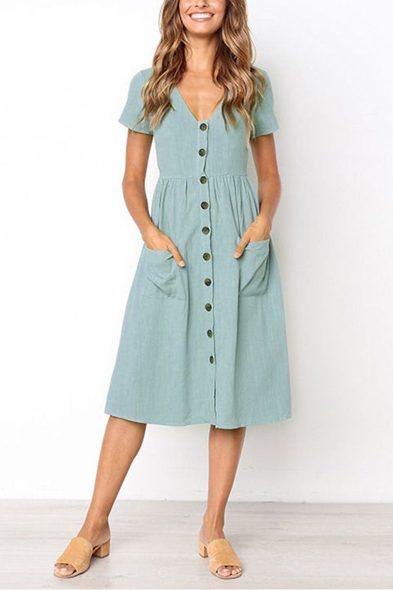 Effortlessly Elegant Dress with a Timeless Design