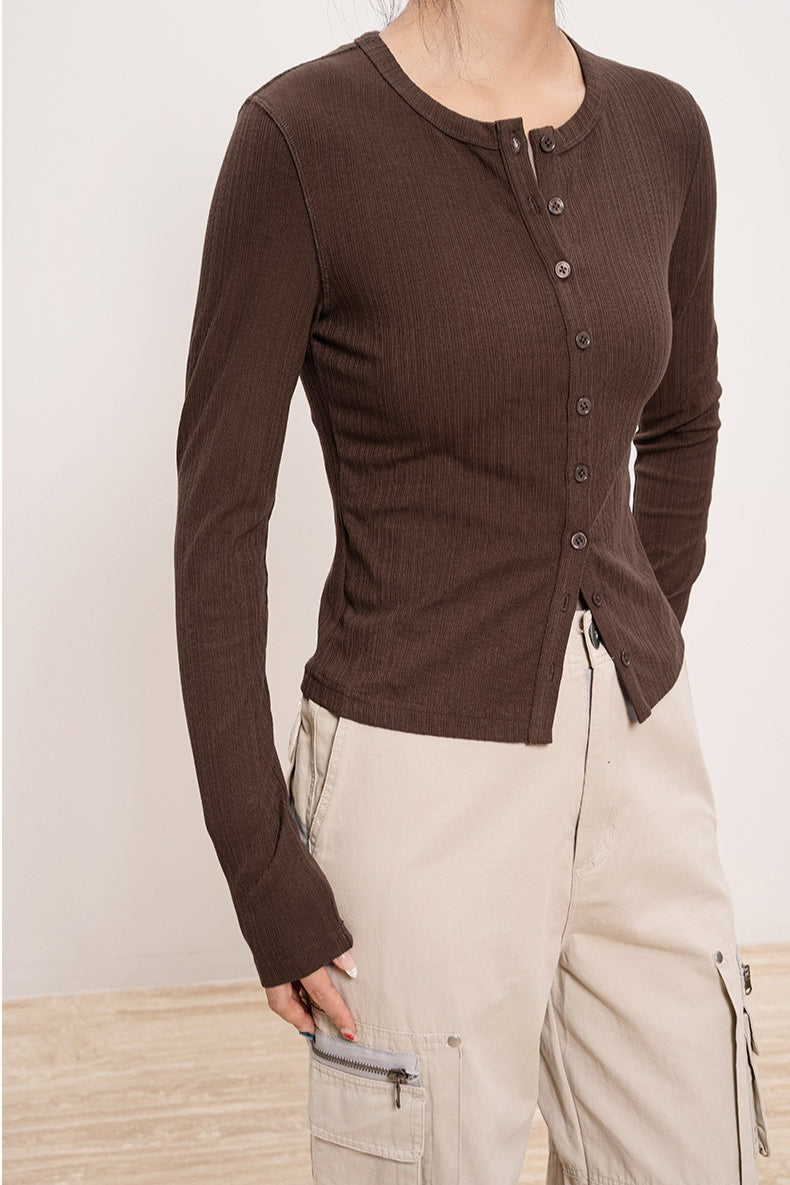 Gracefully Styled Cardigan for Any Occasion