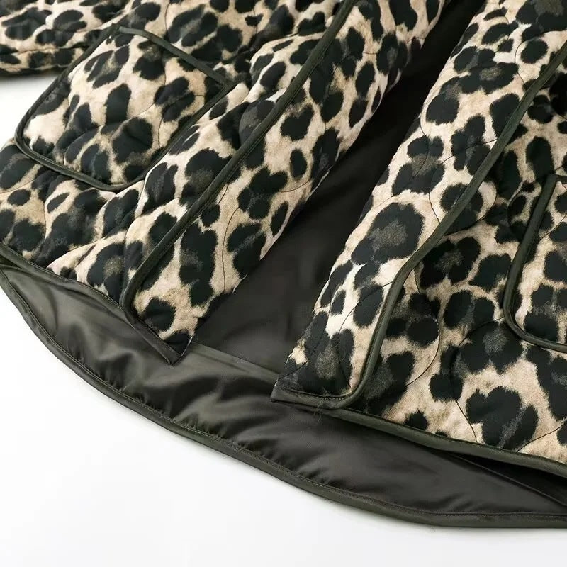 Elegantly Styled Jacket for Everyday Wear