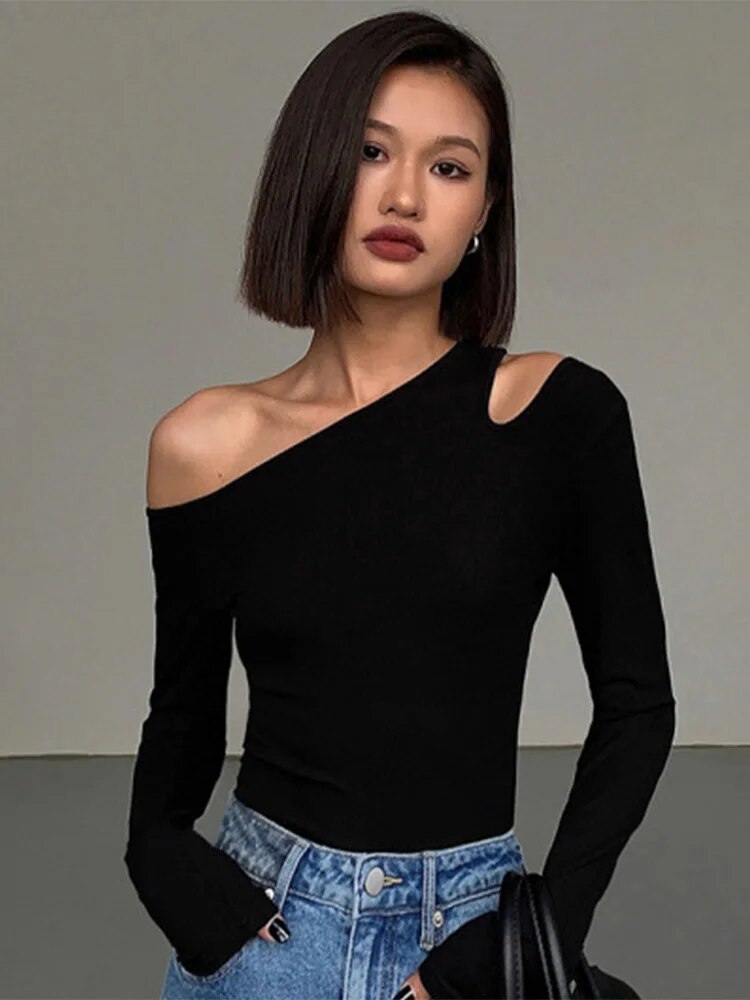 Sophisticated T-Shirt with a Clean Classic Look