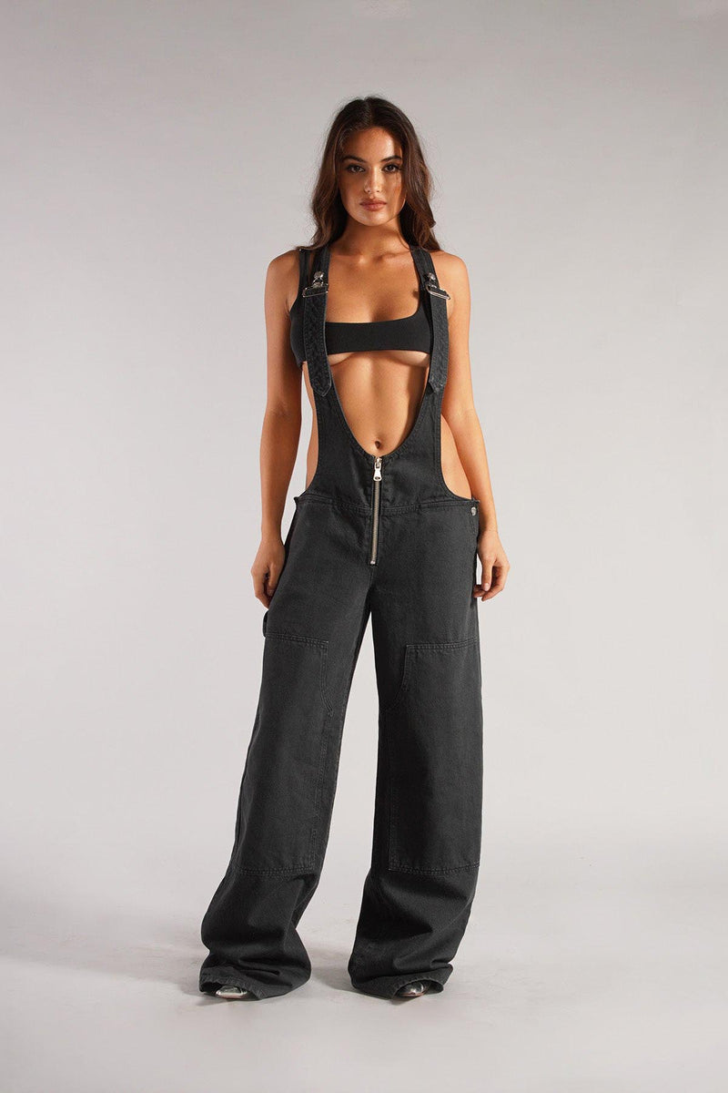 Sophisticated Garment with a Clean Classic Look
