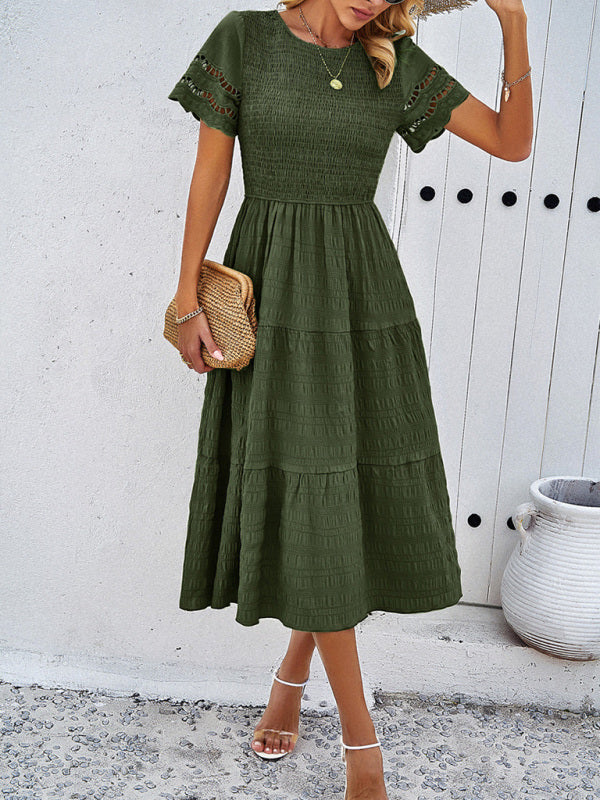 Effortlessly Elegant Dress with a Timeless Design