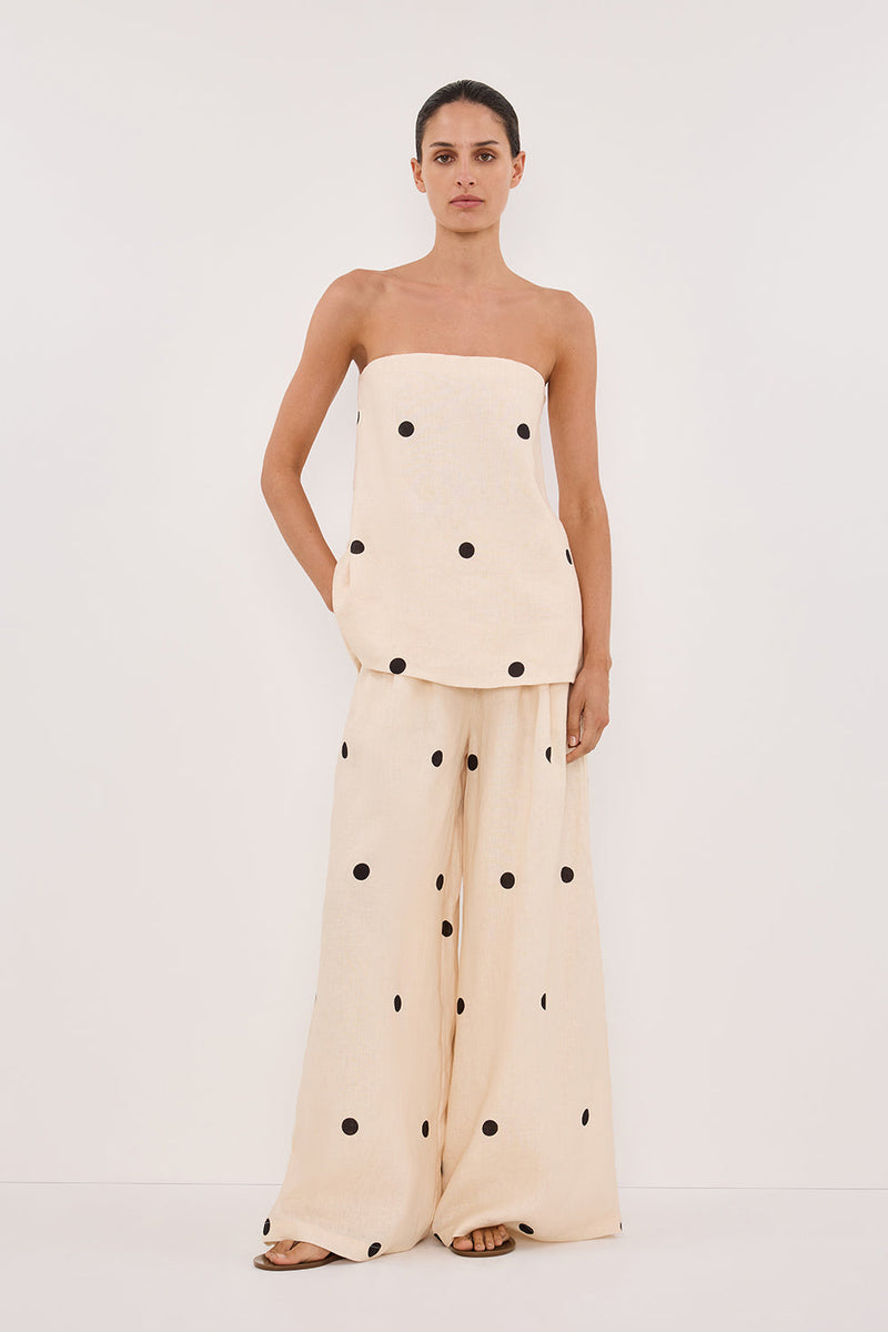 Classic Vintage Pants with a Flattering Fit