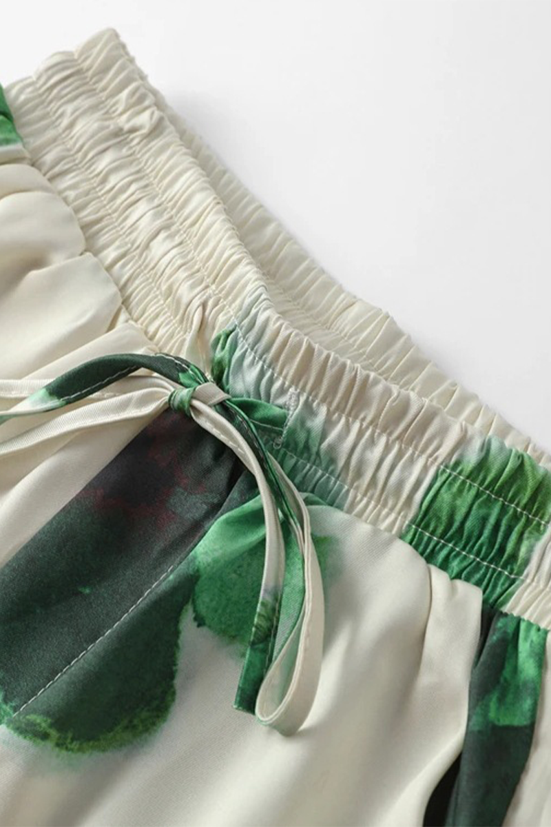 Gracefully Styled Garment for Any Occasion