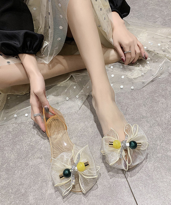 Well Tailored Sandals with a Graceful Silhouette