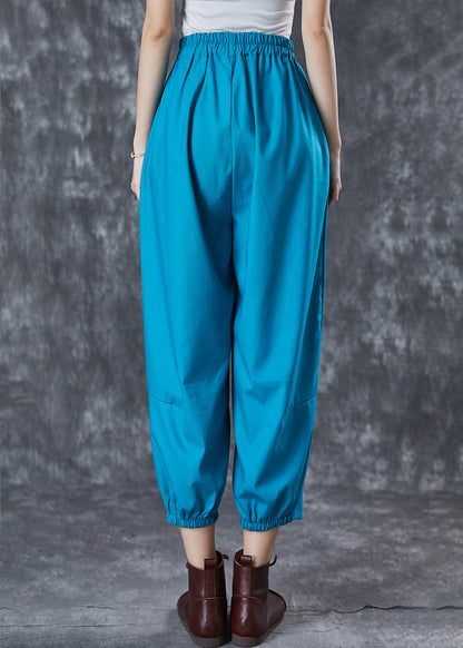Effortlessly Elegant Pants with a Timeless Design