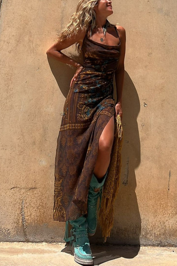 Effortlessly Elegant Dress with a Timeless Design