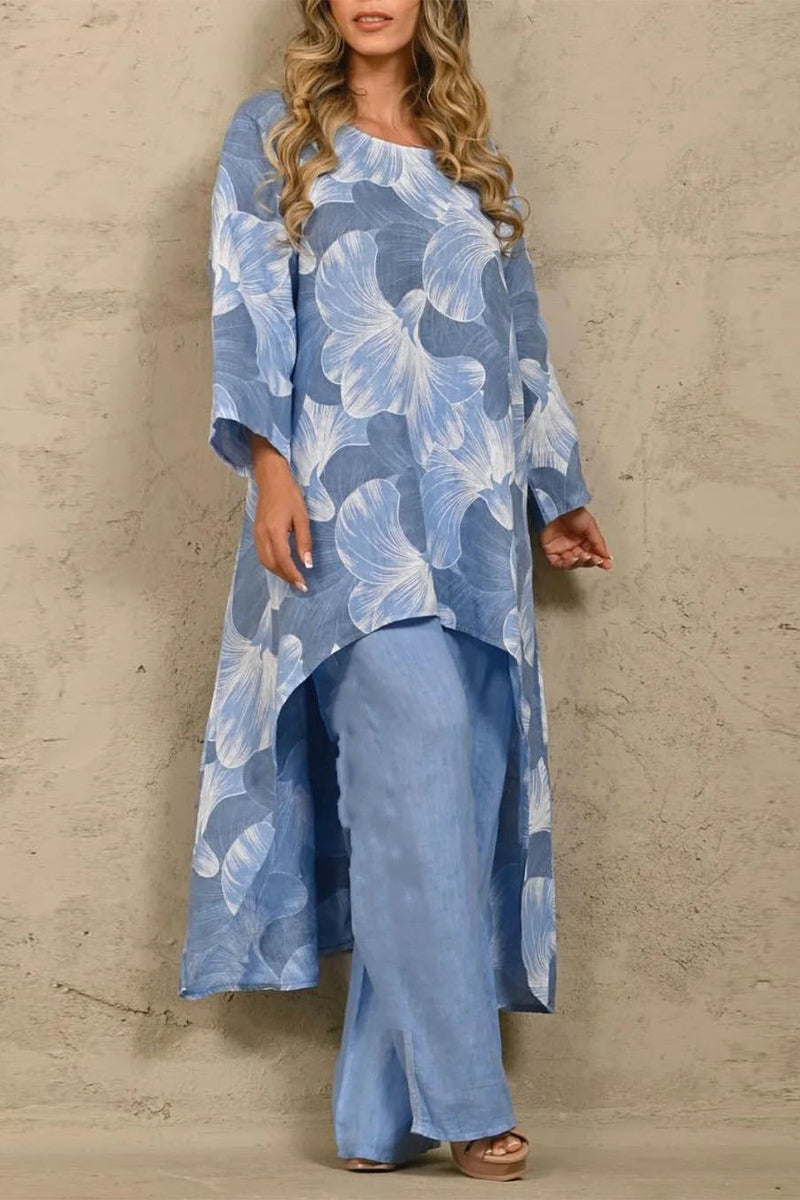 Effortlessly Elegant Garment with a Timeless Design