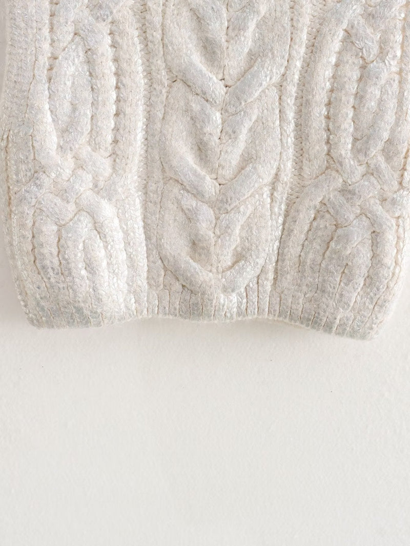 Beautifully Crafted Sweater in a Classic Style