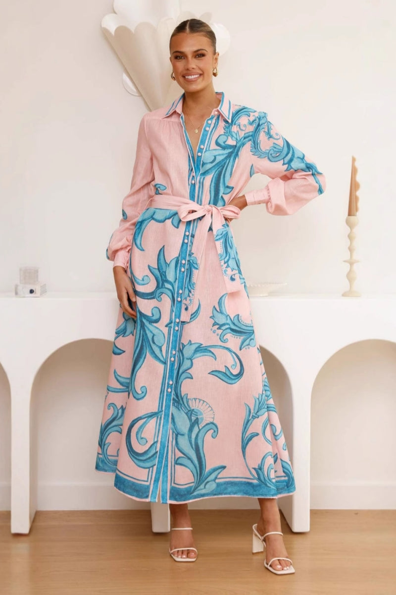 Beautifully Finished Dress in a Timeless Design