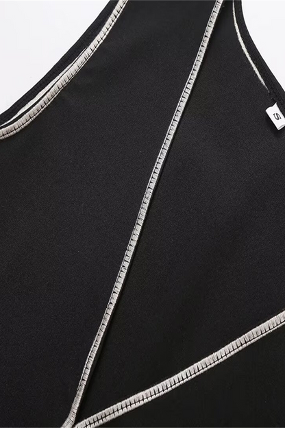 Effortlessly Elegant Garment with a Timeless Design