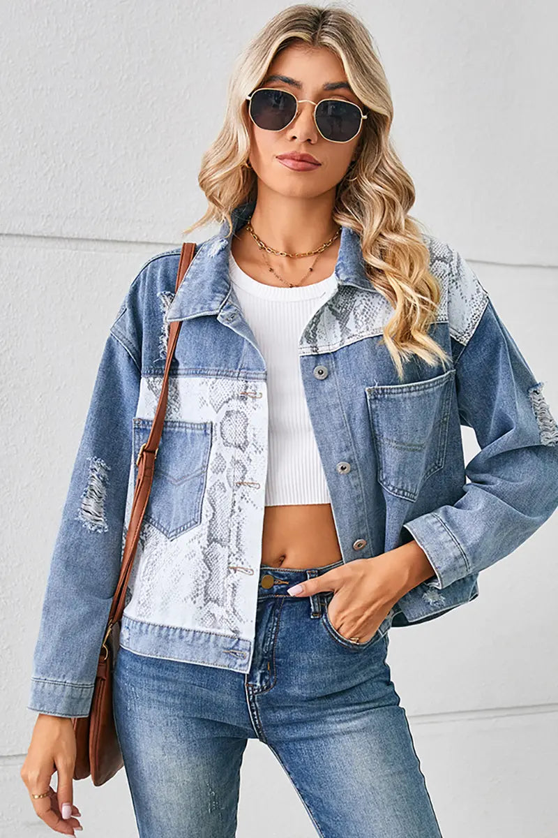 Gracefully Styled Jacket for Any Occasion