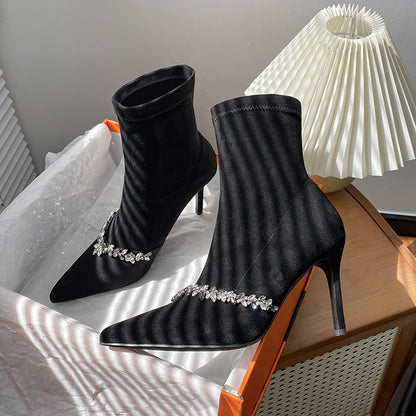 Classic Vintage Boots with a Flattering Fit