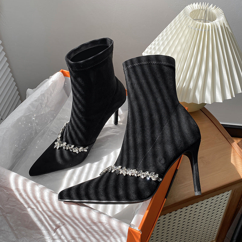 Classic Vintage Boots with a Flattering Fit