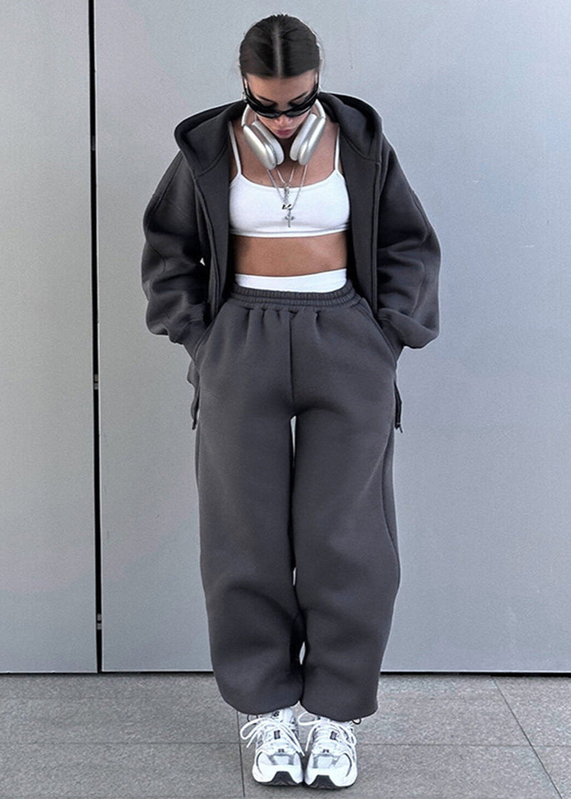 Gracefully Styled Pants for Any Occasion