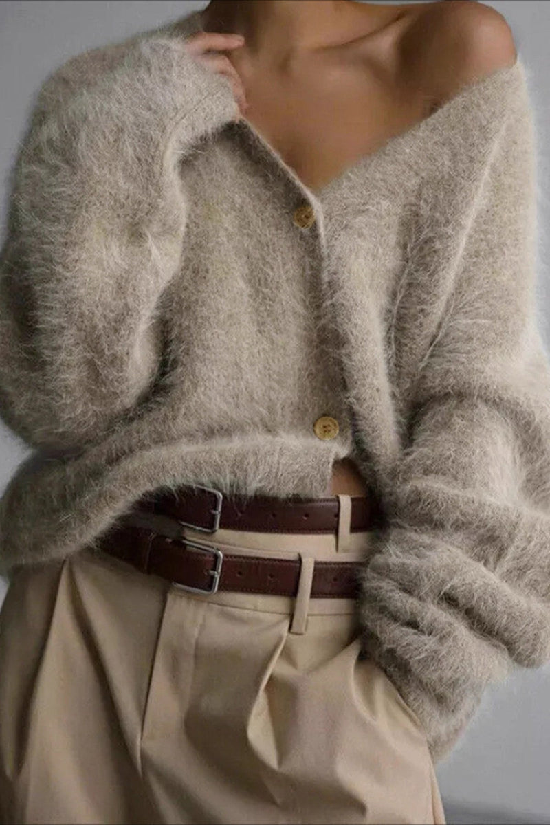 Elegantly Styled Cardigan for Everyday Wear