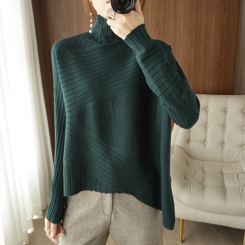 Well Tailored Pullover with a Graceful Silhouette